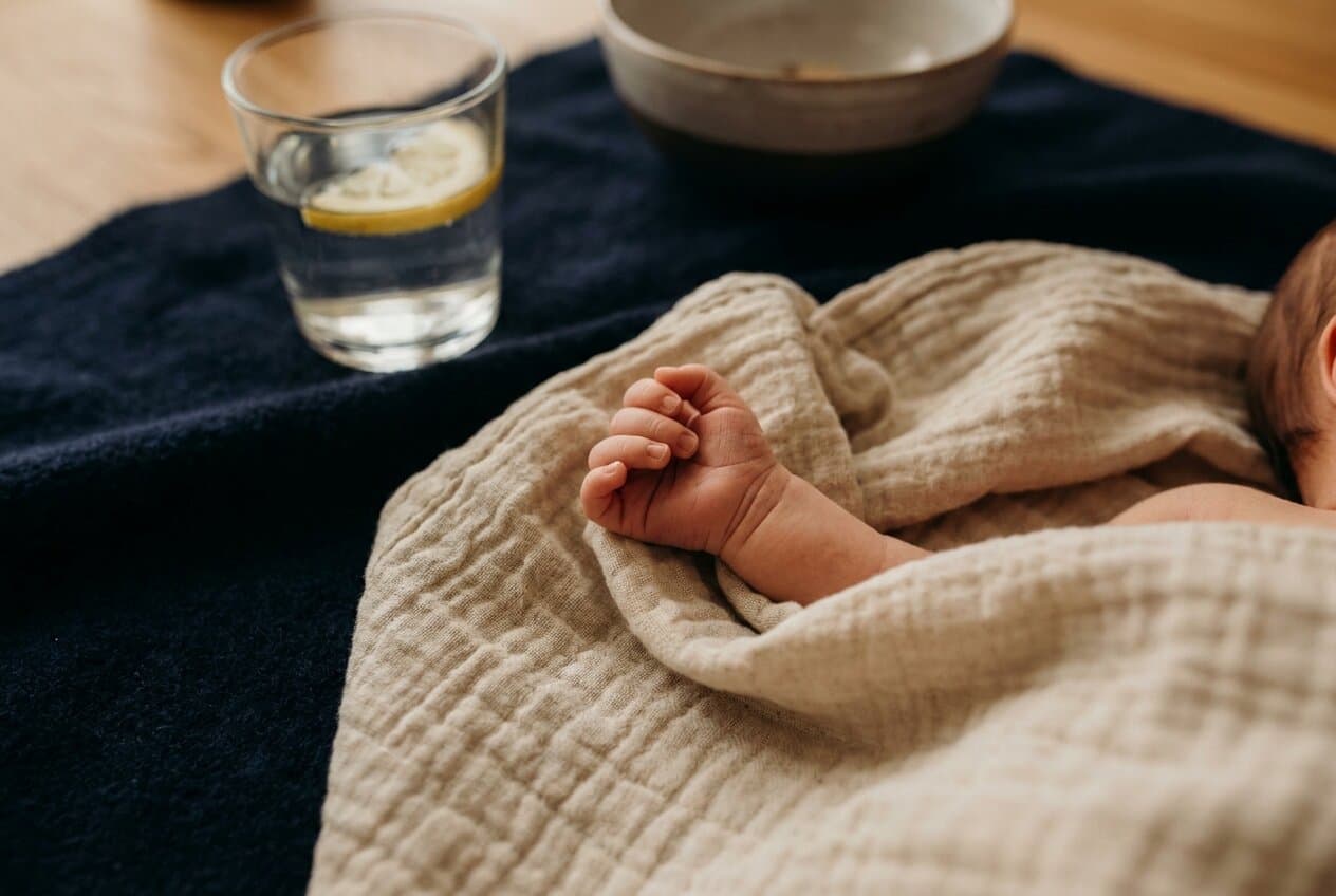 Feeds per Day: Gauging Liquid Intake Against the Norm